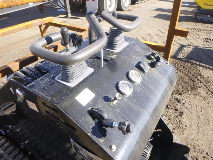 2025-mach-pro-mp-s310-skid-steer-track-loader-image-16