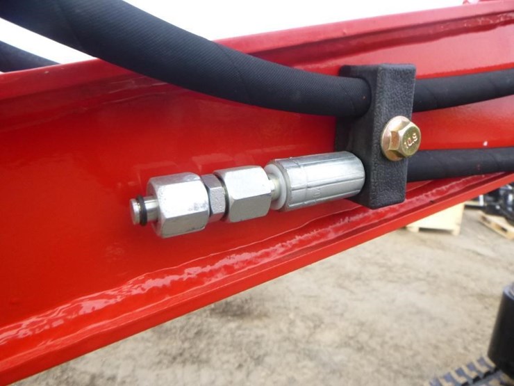 2025-vicsec-vc13-hydraulic-excavator-image-14