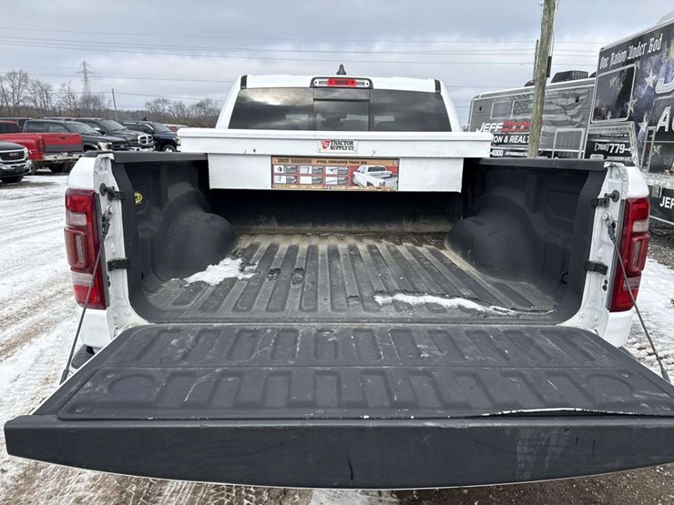 2020-dodge-ram-1500-image-15