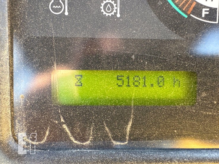 komatsu-d51pxi-22-image-33