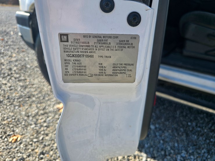 chevrolet-silverado-3500-image-51