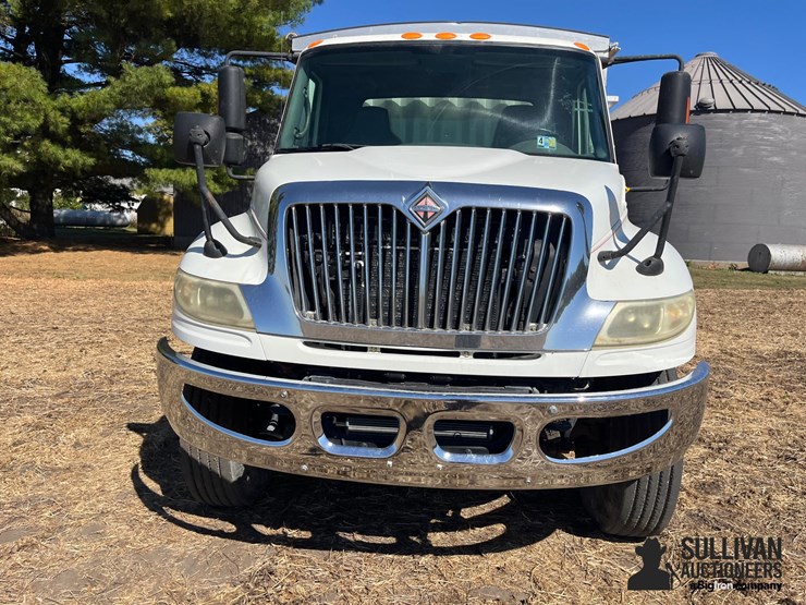 international-durastar-4400-image-12