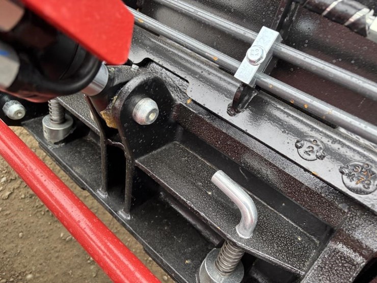 2025-stag-tl425-skid-steer-track-loader-image-12