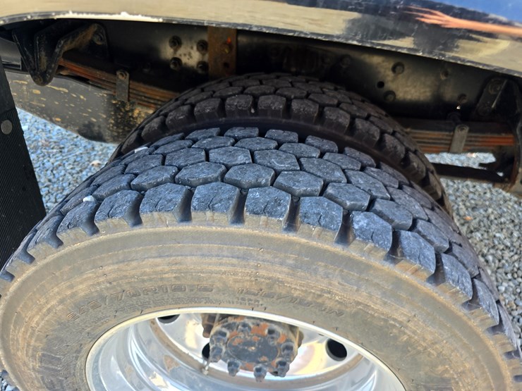 chevrolet-silverado-5500hd-image-83