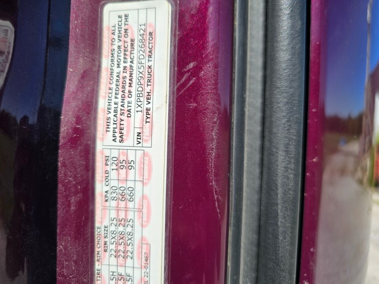 peterbilt-579-image-94