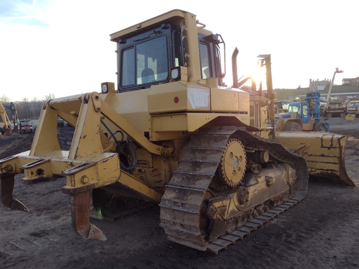 caterpillar-d6t-xl-image-51