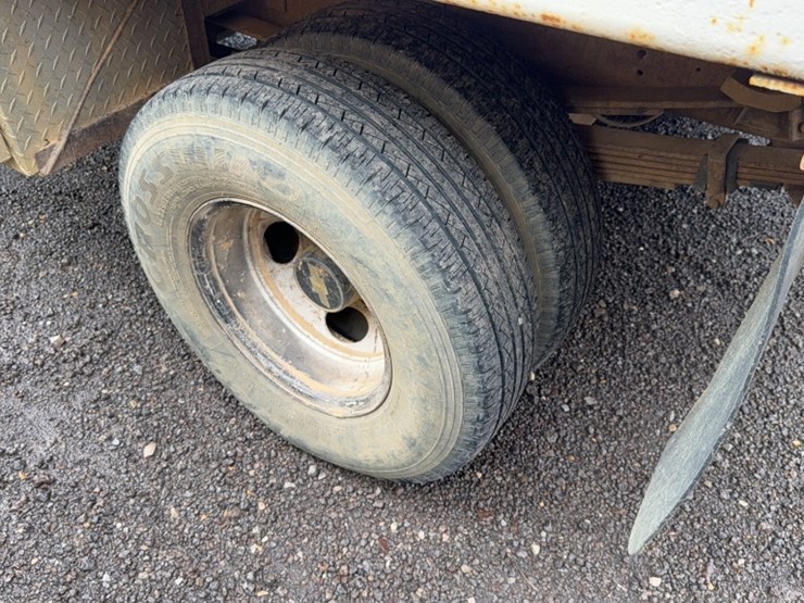 chevrolet-3500-image-12