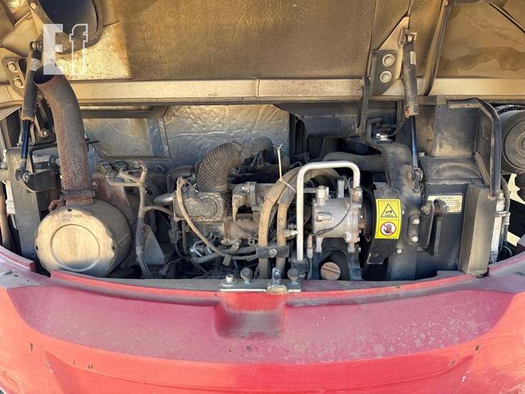 2020-takeuchi-tb260-image-12