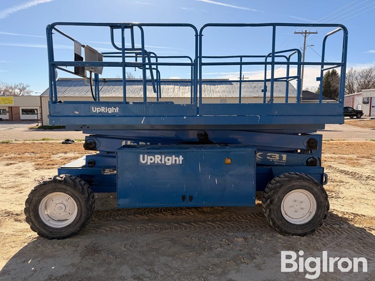 up-right-lx31-image-7