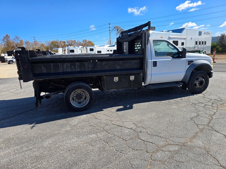 ford-f550-image-26
