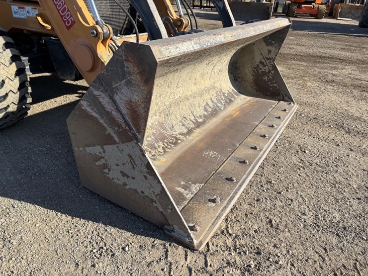 2021-case-570n-ep-image-10