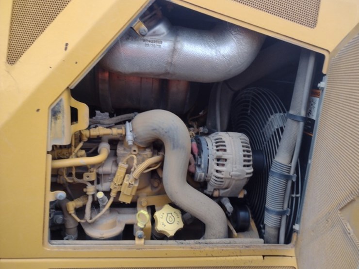 deere-550k-lgp-image-42