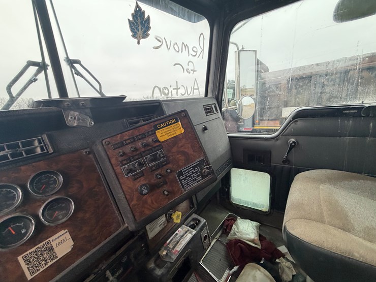 kenworth-t800-image-30