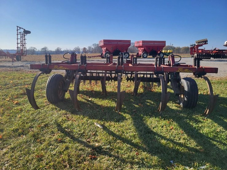 brillion-9-shank-soil-saver-image-4