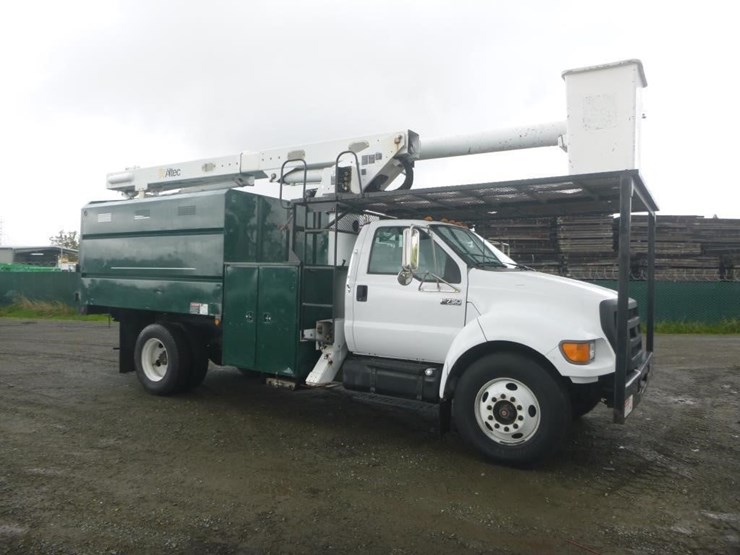 2004-ford-f750-image-2