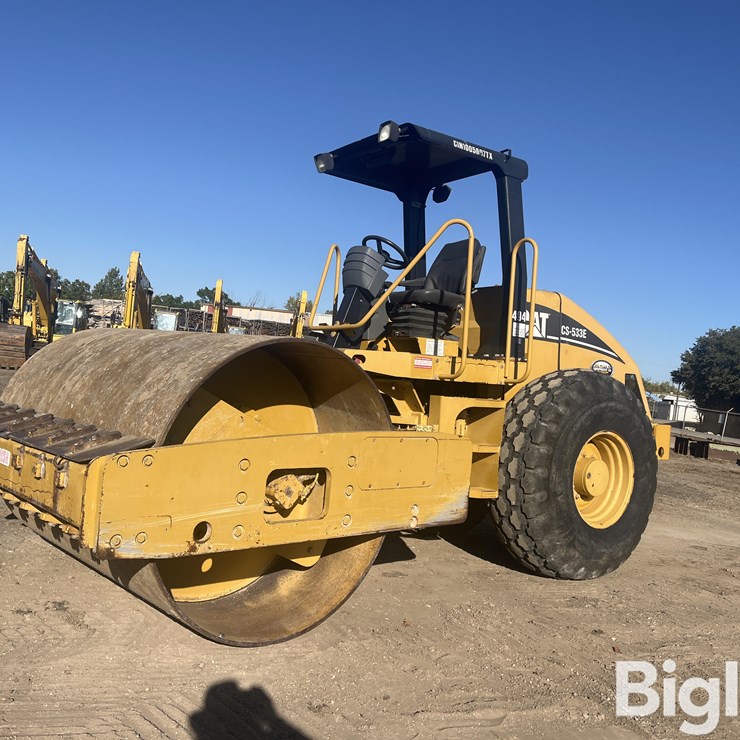 2007 CATERPILLAR CS-533E
