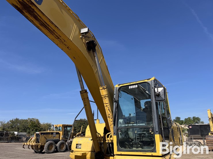 2011-komatsu-pc200-lc-8-image-17