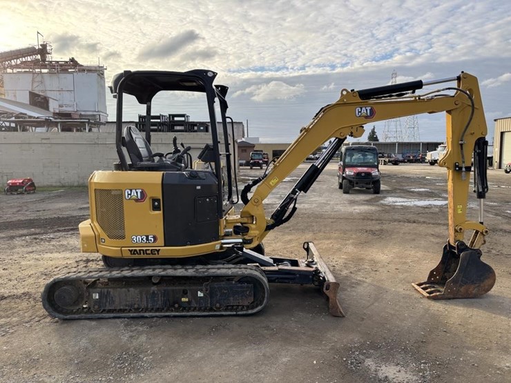 2022-caterpillar-303.5-image-7