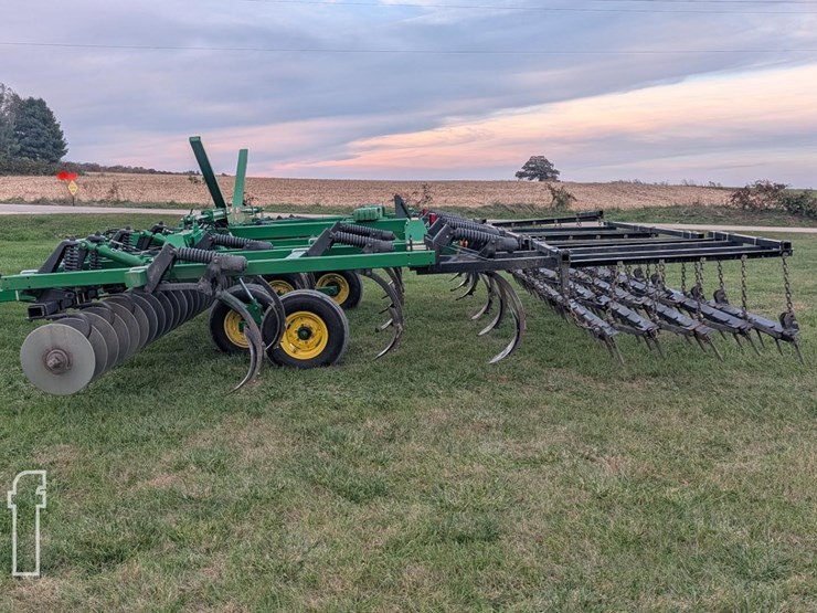 john-deere-714-image-4