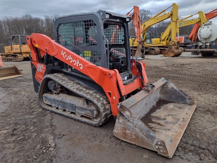 kubota-svl65-2-image-38