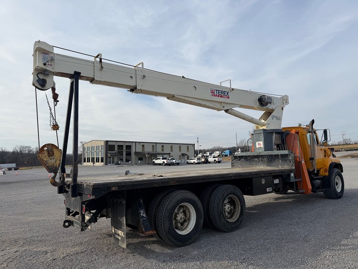 ford-lts9000-image-4