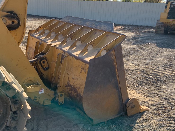 caterpillar-963c-image-20