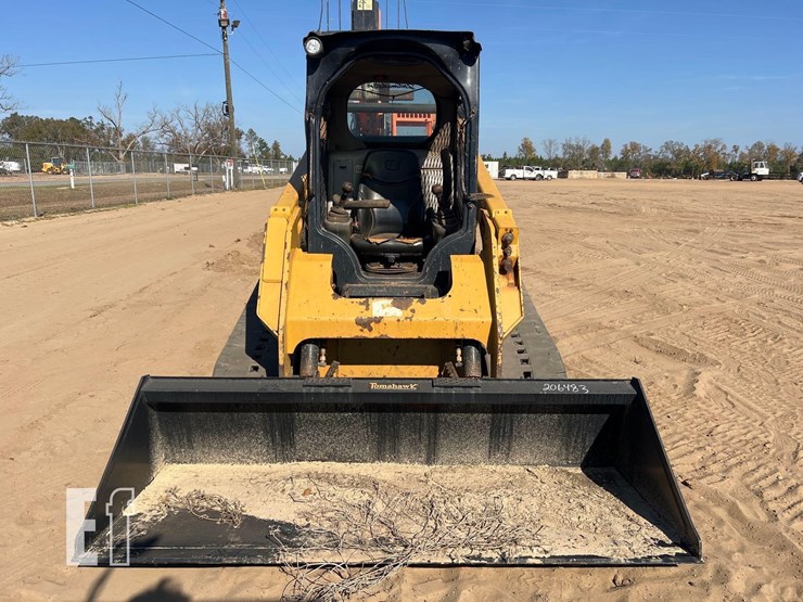 2017-caterpillar-259d-image-7