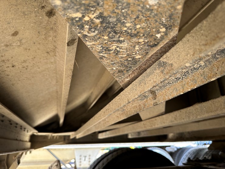 2014-timpte-hopper-bottom-image-35