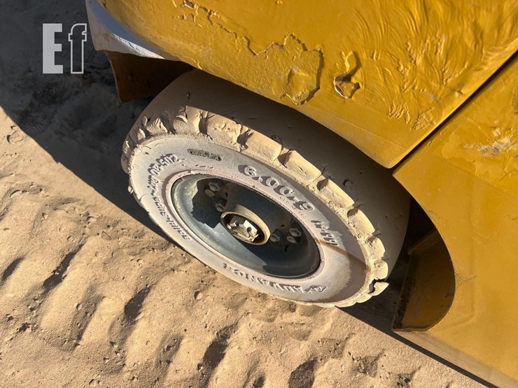 heli-25-straight-mast-forklift-image-15