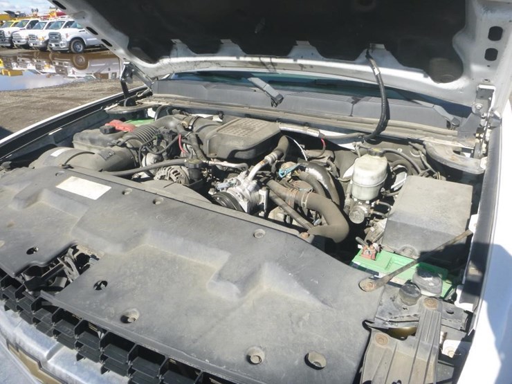 2009-chevrolet-2500-image-13