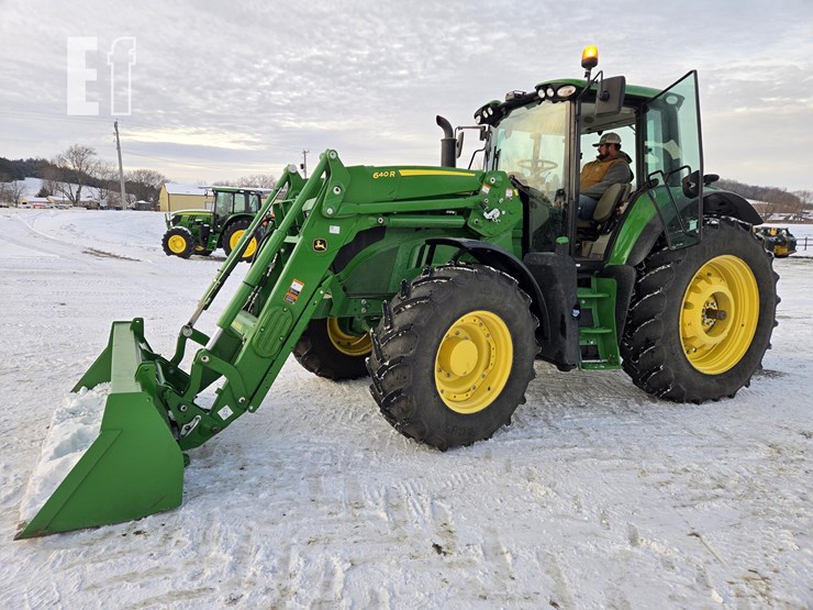 john-deere-6155m-image-3