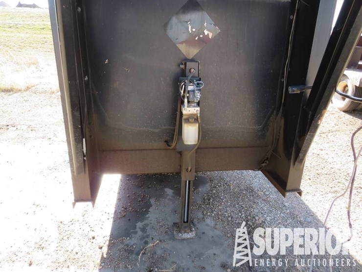 (x)-(5-31)-2012-ldj-gn990-fuel-/-lube-3-axle-goos...-image-8