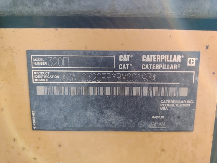 caterpillar-320fl-image-5