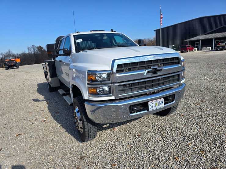 chevrolet-silverado-5500hd-image-44