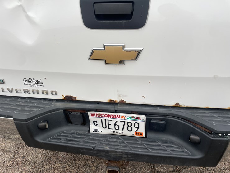 2010-chevrolet-1500-image-23