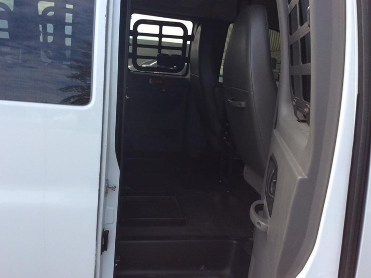 2013-chevrolet-express-3500-image-7