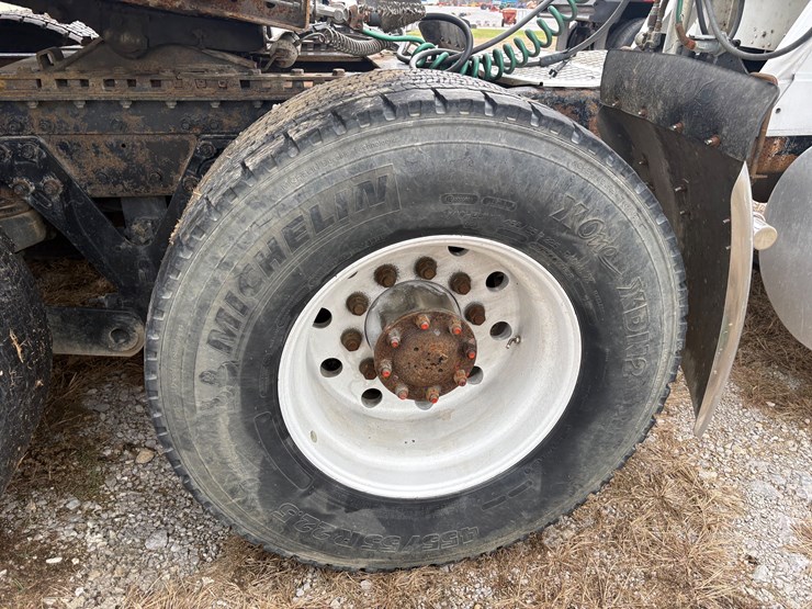 caterpillar-c15-image-9