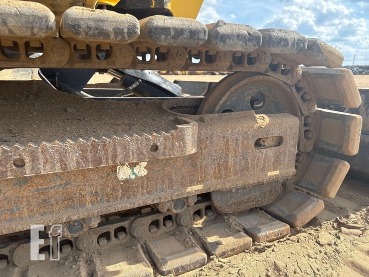 komatsu-pc88mr-10-image-14