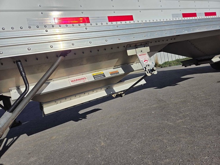 2013-timpte-super-hopper-image-11