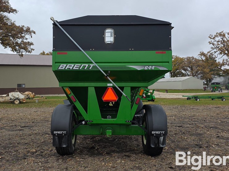 unverferth-brent-gt-644-gravity-wagon-image-6