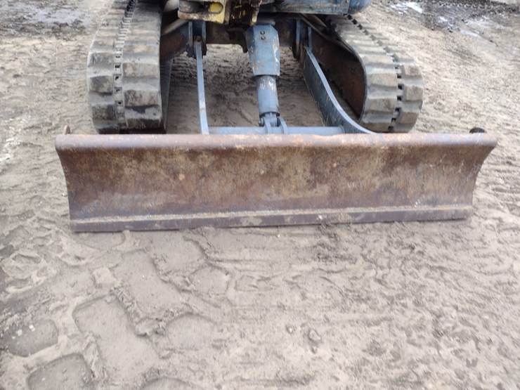 yanmar-vio35-image-19