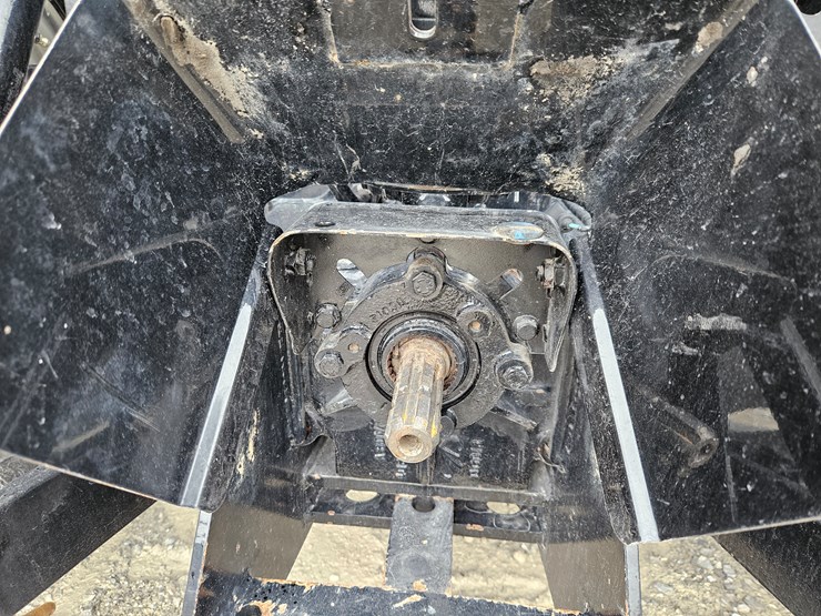 mahindra-mpower-85-image-14