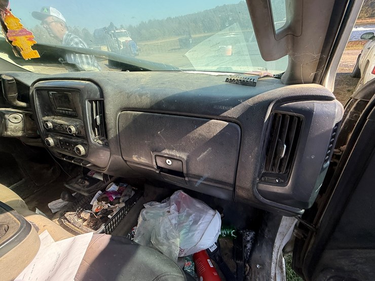 chevrolet-silverado-1500-image-41