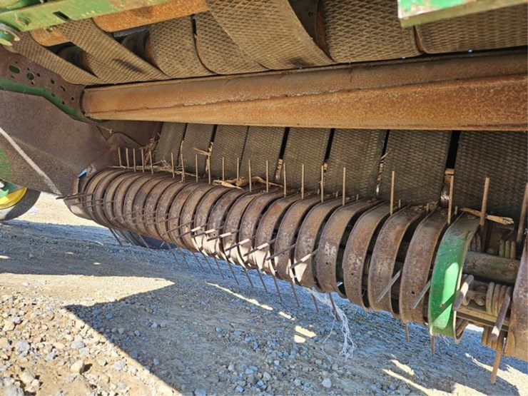 john-deere-566-image-13