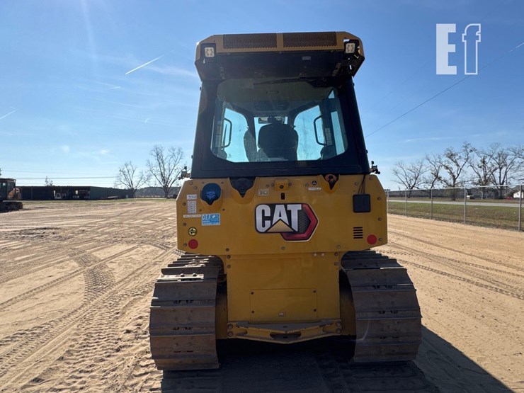 2021-caterpillar-d3-image-3