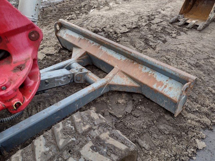 takeuchi-tb240-image-23