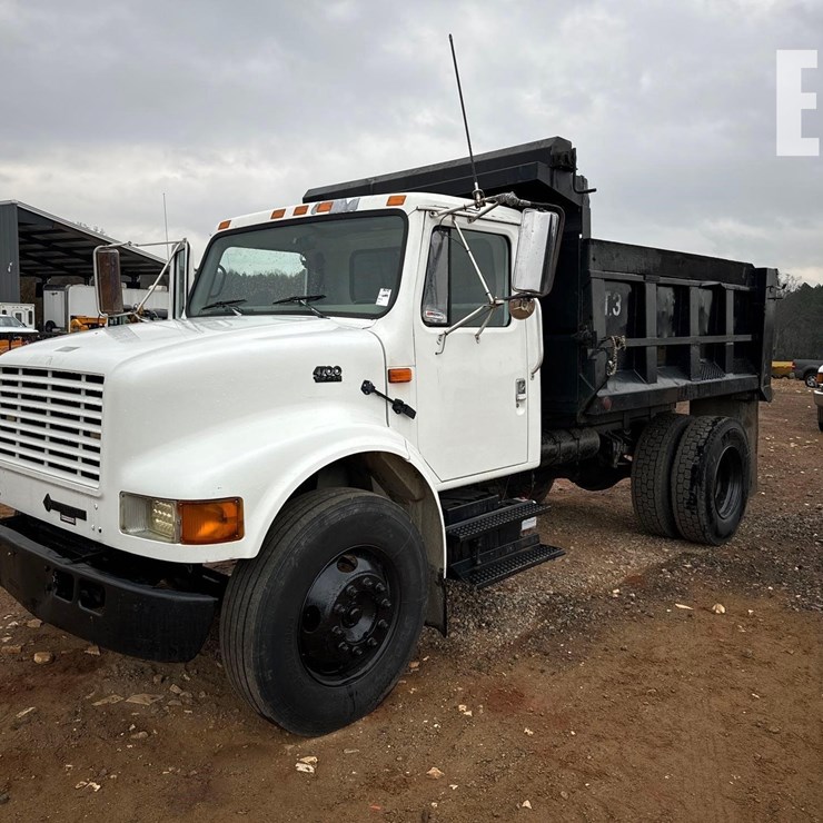 INTERNATIONAL 4700