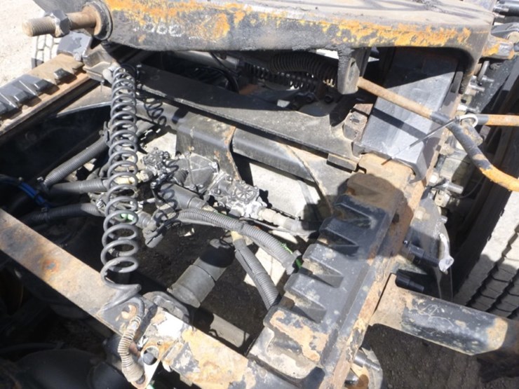 freightliner-coronado-122-image-32