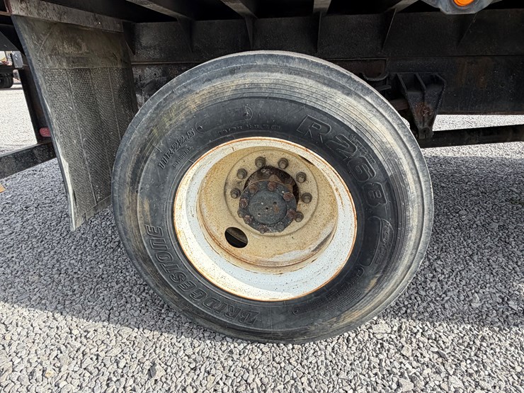 international-4700-image-15