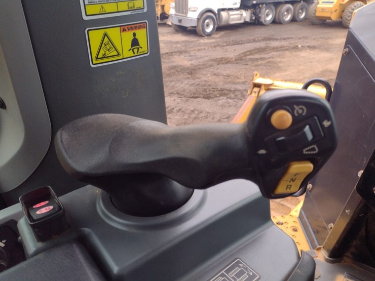 caterpillar-d7e-lgp-image-14